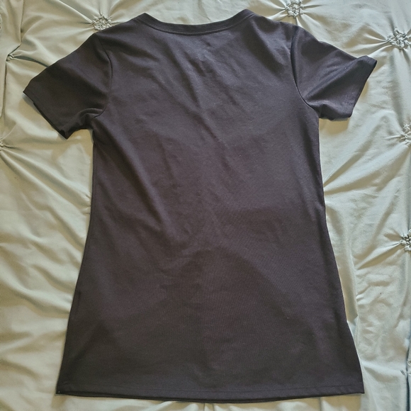 The Nike Tee XS EUC - Picture 2 of 3